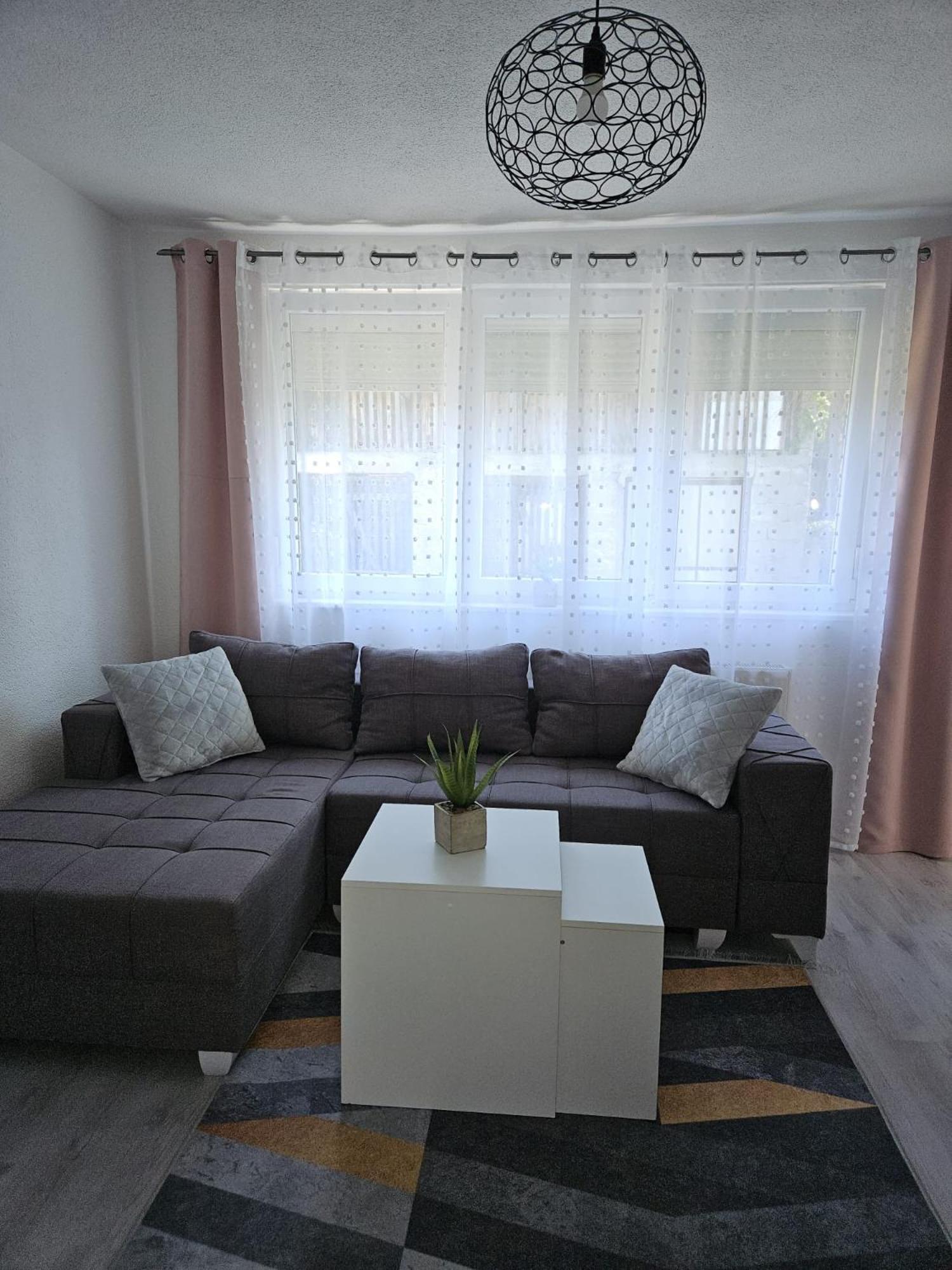 Apartman Aladin Bihac Luaran gambar
